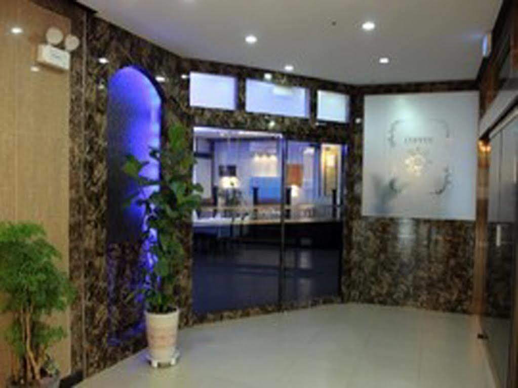 Uijeongbu Tourist Hotel Екстериор снимка